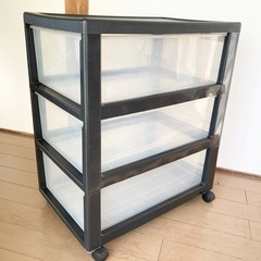 ♦️3段衣装ケース 押入れに収まるサイズの画像