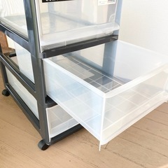 ♦️3段衣装ケース 押入れに収まるサイズの画像