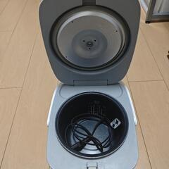 YAMAZEN　マイコン炊飯ジャー　3合用　YJC-300　2020年製の画像