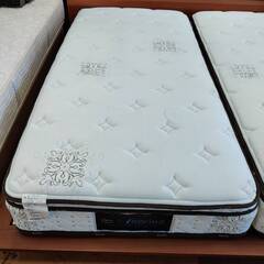 【愛品倶楽部柏店】キングベッド 「F:グランツ」「M:Serta(サータ)」 囲い型ローベッドフレーム 2口コンセント 照明付の画像