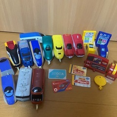 マックのハッピーセットプラレール　　