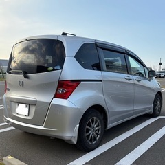 フリード★車検R8.4まで！！☆グレード『FLEXジャストセレクション』★売り切り！！の画像