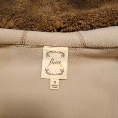 UNIQLOファーフリースジャケットの画像