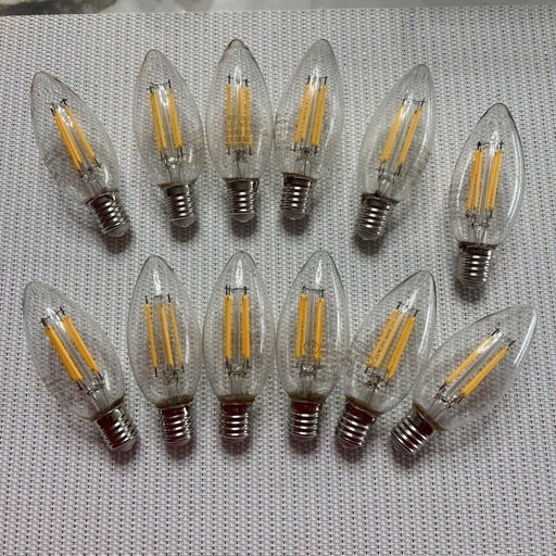 ほぼ新品 \n半額 電球色 e17 60w
