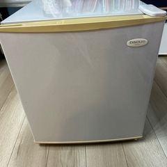 コンパクト冷蔵庫