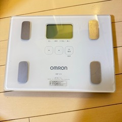 【値下げしました！】オムロン体重体組成計