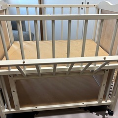 【ベビーベッド】収納可能の画像