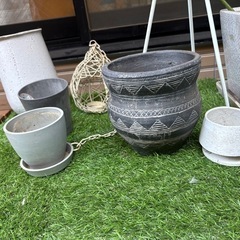 可愛い鉢やプランターポットの画像