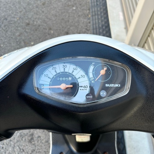 3031.定番人気　アドレスv50 バッテリー、ミラー新品　千葉県柏市　即日配送、自走引き取りも可能