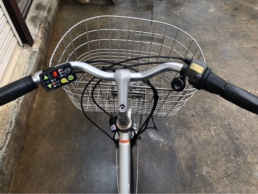530  ヤマハ新機種電動アシスト自転車pas city27インチシルバーアルミボディー