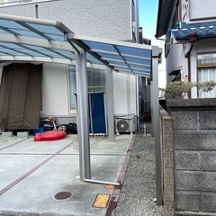 YKKテラス屋根壁付収まりの画像
