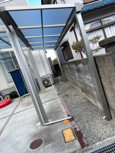 YKKテラス屋根壁付収まり