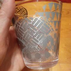 和グラスの画像