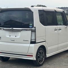 検8年11月25日！　25年９月　NBOXカスタム　SSパケ　両Pスラ　Bカメ　修復歴無の画像