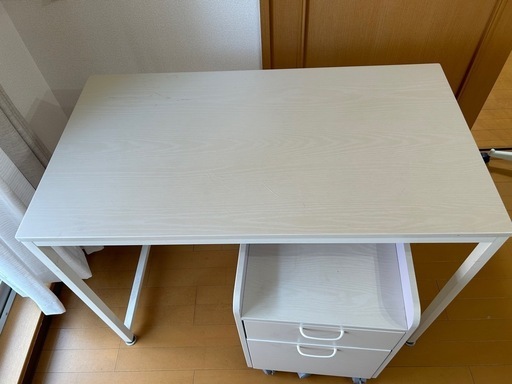 作業用デスク