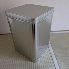 【無料】空の一斗缶
