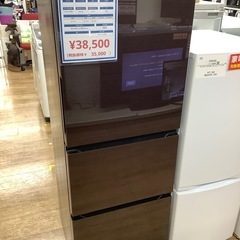 Hisenseの３ドア冷蔵庫(HR-G2801BR)