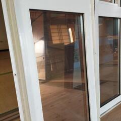 【残り2】樹脂サッシ縦滑り出し窓207cm×40cmの画像