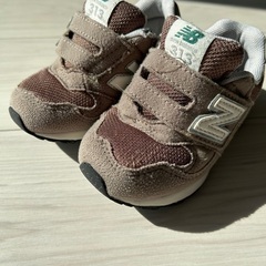 子ども靴　13.5cm  ニューバランス