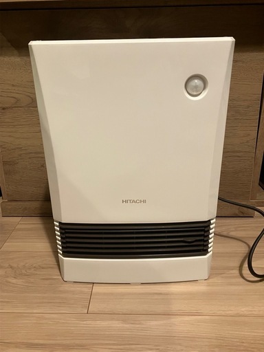日立 セラミックファンヒーター HLC-RW2030E6 2018年製