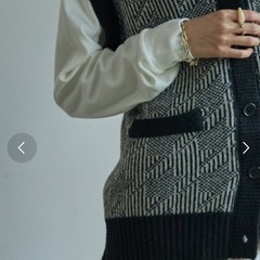 お値下げ　VACANCY ジャガードベスト　ブラックの画像