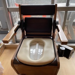 パナソニックエイジフリー 介護用品 ポータブルトイレ PN-L23407