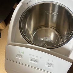 電気ポットの画像