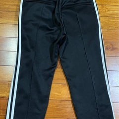 adidas 七分丈 パンツ ジャージの画像