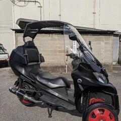 全天候型3輪バイクの画像