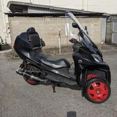全天候型3輪バイクの画像