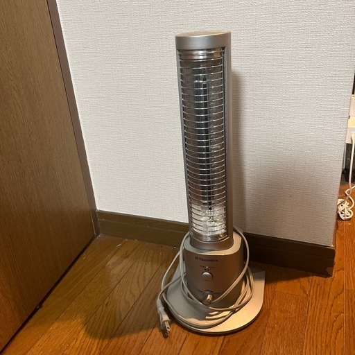 Electrolux社製の遠赤外線チャコールファイバーヒーター