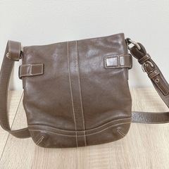 COACH ショルダーバッグ レディース ダークブラウンの画像