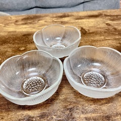 HOYAクリスタル 梅小鉢 ガラス皿