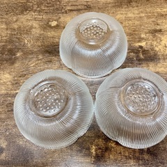 HOYAクリスタル 梅小鉢 ガラス皿の画像