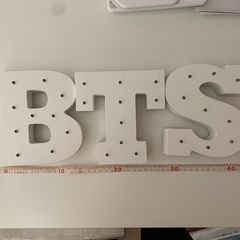BTS (アルファベット)置物の画像