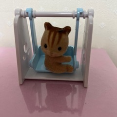 シルバニアファミリーリスとぶらんこ