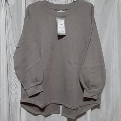 ◆(K)タグ付　新品未使用 ４L 　長袖　レディース　トレーナー...