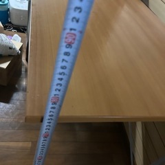 パソコンデスクの画像