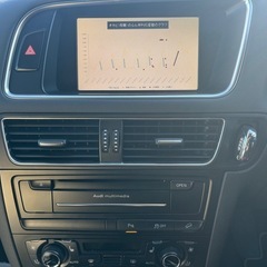 🟣アウディQ5 2.0T TSI クワトロ　2011年（平成23年）の画像