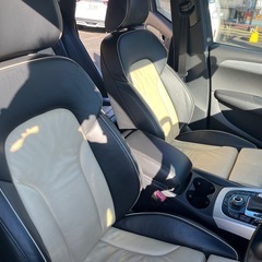 🟣アウディQ5 2.0T TSI クワトロ　2011年（平成23年）の画像