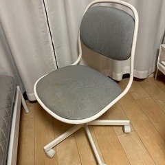 IKEA 椅子　