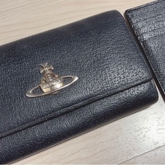 Vivienne Westwood ヴィヴィアン　ビックオーヴ 長財布