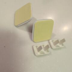 コンセントカバー フックの画像