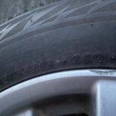 215/65R16　ホイール付き　4本セット　ブリザック　BRIDGESTONE  vrx2 ブリヂストンBLIZZAK 　　　の画像