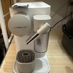 ネスプレッソ　コーヒーマシーンの画像