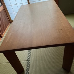 ダイニングテーブル