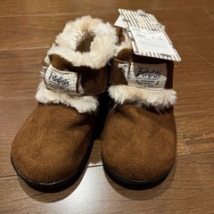 新品タグ付き　一足400円　ベビーシューズの画像