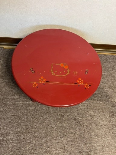 ハローキティ　直径60cm木製ちゃぶ台　円形テーブル