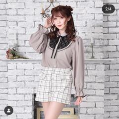 NOEMIE 白　ノエミー　ラメ　ツイード　ビジュー　ボタン　ショートパンツの画像
