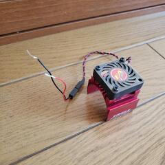 ラジコン　RC WORLD　ヒートシンク冷却フィン(電動ファン付き)　タミヤ　ヨコモ　京商　マブチモーター　ブラシレスモーター　ブラシモーター　冷却　ドリフト車両　YOKOMO KYOSHO 田宮の画像